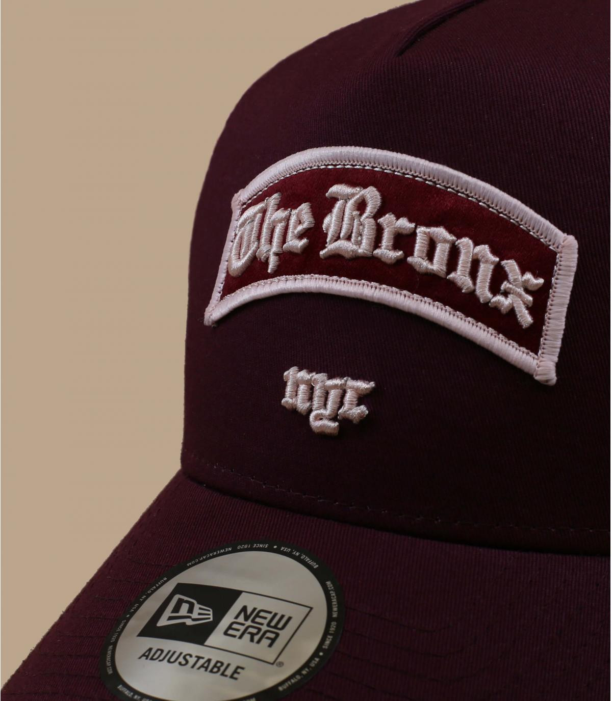 Trucker Borough Bronx burgundy New Era